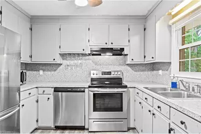 214 N Charles Drive, Winston-Salem, NC 27107 - Photo 10