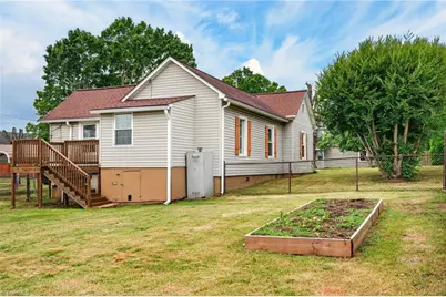 1139 E Main Street, Graham, NC 27253 - Photo 26