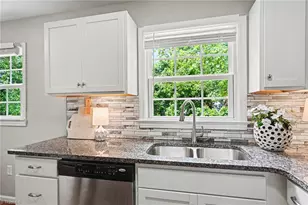 2439 Hoyt St, Winston-Salem, NC 27103 - Photo 6