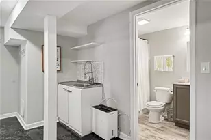 2439 Hoyt St, Winston-Salem, NC 27103 - Photo 20