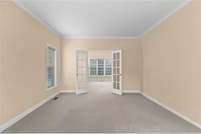 129 Walnut Avenue, Yadkinville, NC 27055 - Photo 18