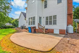 129 Walnut Ave, Yadkinville, NC 27055 - Photo 26