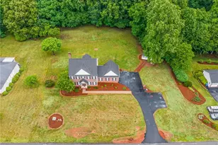 129 Walnut Ave, Yadkinville, NC 27055 - Photo 36