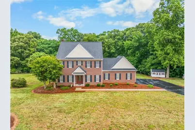 129 Walnut Avenue, Yadkinville, NC 27055 - Photo 1