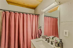 130 W Elm St, Mount Airy, NC 27030 - Photo 16