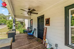130 W Elm St, Mount Airy, NC 27030 - Photo 4