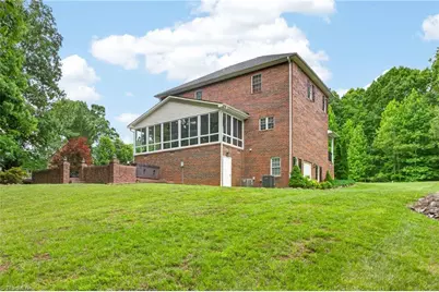 1380 Ridgewood Circle, Asheboro, NC 27203 - Photo 10