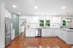 344 Sunset Rd, Clemmons, NC 27012 - Photo 10