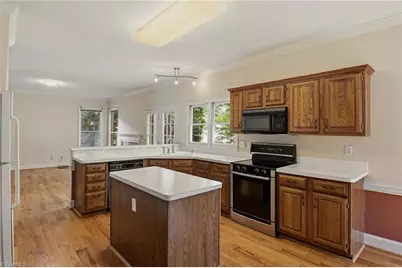 2032 Williamsburg Manor Court, Winston-Salem, NC 27103 - Photo 14