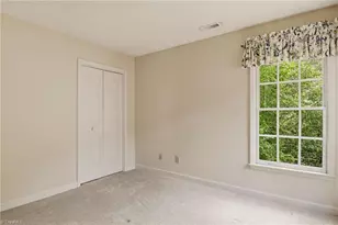 2032 Williamsburg Manor Ct, Winston-Salem, NC 27103 - Photo 28