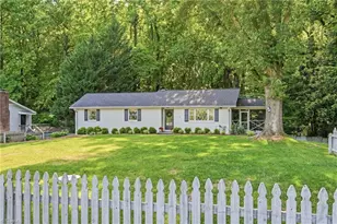 410 N Gordon Dr, Winston-Salem, NC 27104 - Photo 1