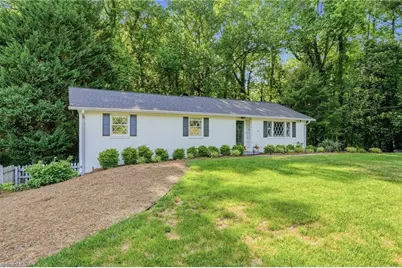 410 N Gordon Drive, Winston-Salem, NC 27104 - Photo 2