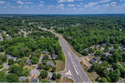 4000 Trappers Run Court, High Point, NC 27265 - Photo 4