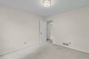 3911 Williams Dairy Rd, Greensboro, NC 27406 - Photo 24