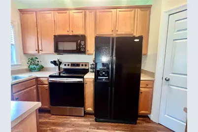 2926 Grove Park Drive, Burlington, NC 27215 - Photo 14