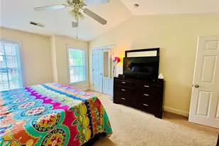 2926 Grove Park Dr, Burlington, NC 27215 - Photo 22