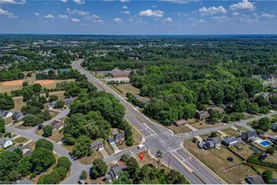 4201 Braddock Road, High Point, NC 27265 - Photo 8