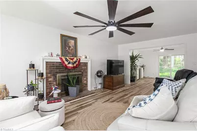 1832 Travis Lane, Burlington, NC 27217 - Photo 6
