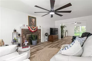 1832 Travis Ln, Burlington, NC 27217 - Photo 6