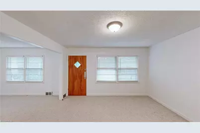 7950 E Holly Grove Road, Thomasville, NC 27360 - Photo 16