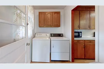 7950 E Holly Grove Road, Thomasville, NC 27360 - Photo 28