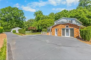 3897 Woodview Dr, Winston-Salem, NC 27106 - Photo 36