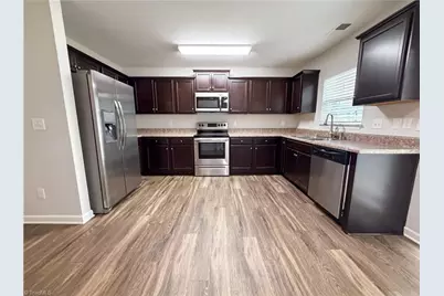 3462 Pridgen Ridge Drive, Winston-Salem, NC 27127 - Photo 2