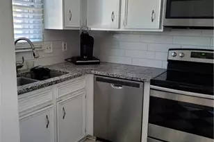 135 Columbine Dr, Winston-Salem, NC 27106 - Photo 2