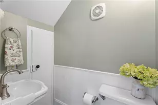 800 Miller St, Winston-Salem, NC 27103 - Photo 14