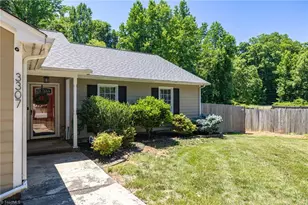 3307 Briarbend Dr, Greensboro, NC 27410 - Photo 4