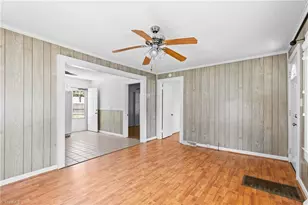 102 Grimes Park Dr, Thomasville, NC 27360 - Photo 6