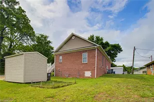 529 Meredith Ave, Lexington, NC 27292 - Photo 30