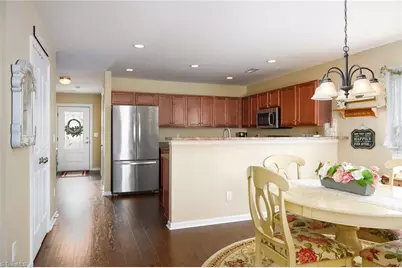 3929 Foliage Drive, Winston-Salem, NC 27101 - Photo 10