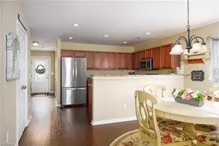 3929 Foliage Dr, Winston-Salem, NC 27101 - Photo 10