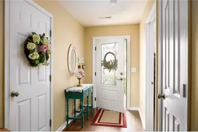 3929 Foliage Drive, Winston-Salem, NC 27101 - Photo 4