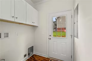 4160 Moat Dr, Winston-Salem, NC 27101 - Photo 14