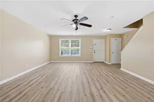 2002 Lannigan Dr, Greensboro, NC 27406 - Photo 10