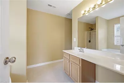 2002 Lannigan Drive, Greensboro, NC 27406 - Photo 26