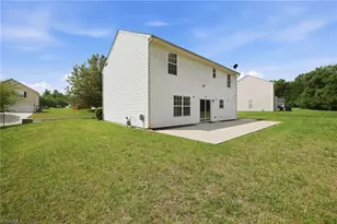 2002 Lannigan Dr, Greensboro, NC 27406 - Photo 36
