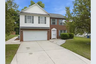 2002 Lannigan Drive, Greensboro, NC 27406 - Photo 2
