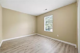 2002 Lannigan Dr, Greensboro, NC 27406 - Photo 32