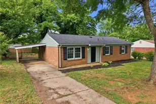 908 Ashe St, Greensboro, NC 27406 - Photo 4