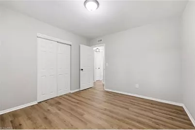 908 Ashe Street, Greensboro, NC 27406 - Photo 20