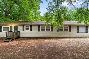 134 Shamu Dr, Reidsville, NC 27320 - Photo 2