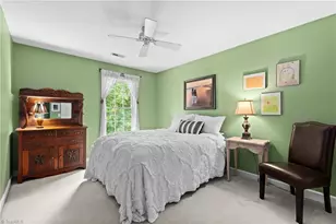 806 McNair Ct, High Point, NC 27265 - Photo 28
