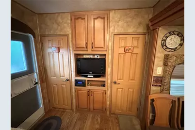 114 Oak Street, New London, NC 28127 - Photo 8