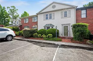 903 Park Pl Dr, Kernersville, NC 27284 - Photo 2