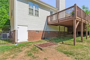 7900 McCreedy Dr, Oak Ridge, NC 27310 - Photo 34