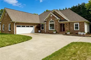 936 George Pl Dr, Kernersville, NC 27284 - Photo 6