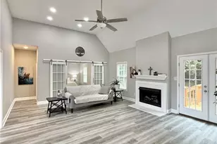 936 George Pl Dr, Kernersville, NC 27284 - Photo 4